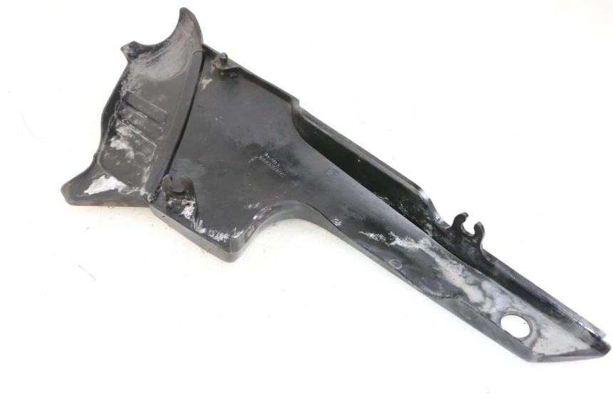 photo de COPERCHIO SOTTO SELLA DESTRO YAMAHA XJ F 900 (1983 - 1994) - Zoom sullo stato d'uso