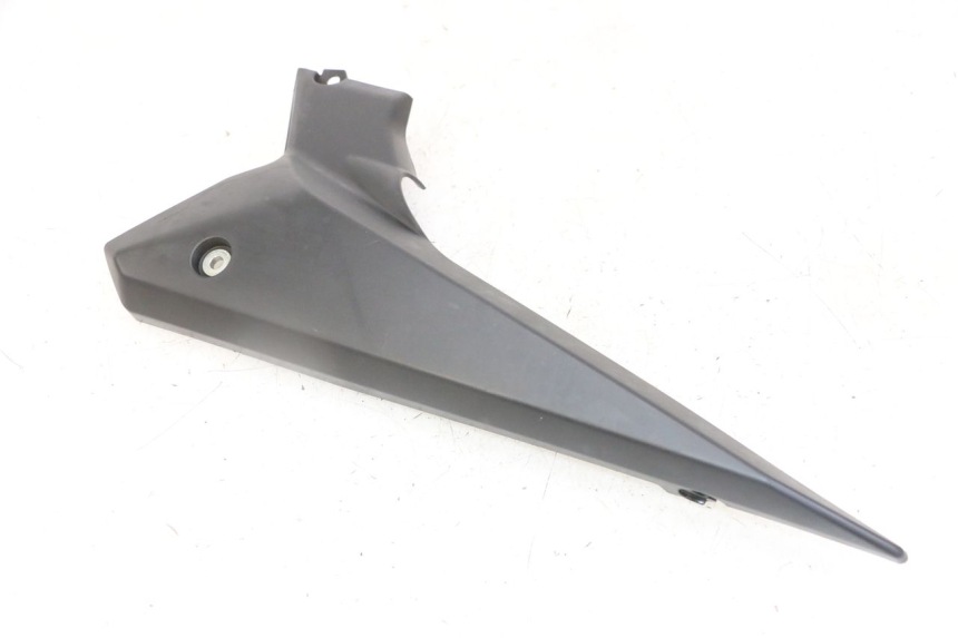 photo de COPERCHIO SOTTO SELLA DESTRO YAMAHA XJ6 ABS 600 (2008 - 2016) - Vista principale