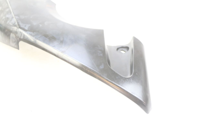 photo de COPERCHIO SOTTO SELLA DESTRO YAMAHA XP T-MAX TMAX ABS 500 (2004 - 2007) - Dettaglio del componente