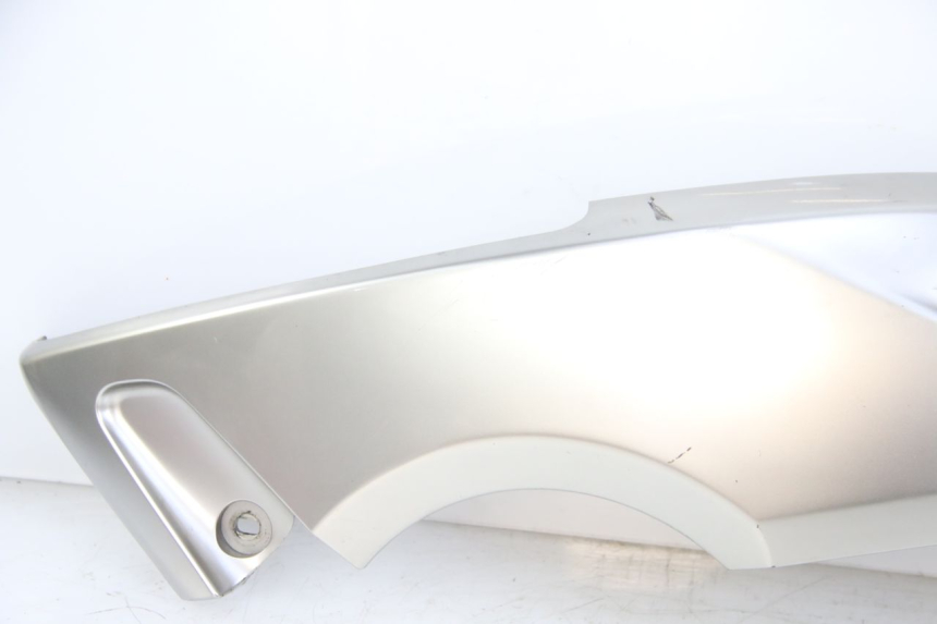 photo de COPERCHIO SOTTO SELLA DESTRO YAMAHA XP T-MAX TMAX 500 (2004 - 2007) - Ricambio usato controllato