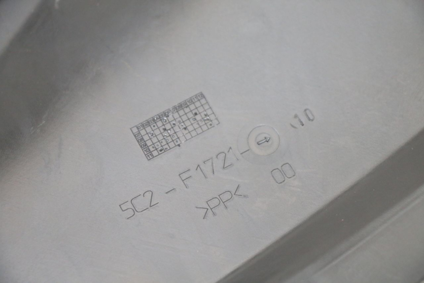 photo de CARENA SOTTO SELLA DESTRA YAMAHA NEOS NEO'S 4T 50 (2008 - 2016) - Primo piano tecnico