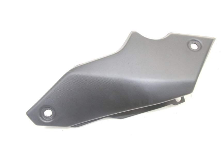 photo de CARENA SOTTO SELLA DESTRA YAMAHA TRACER 7 700 (2020 - 2024) - Vista principale