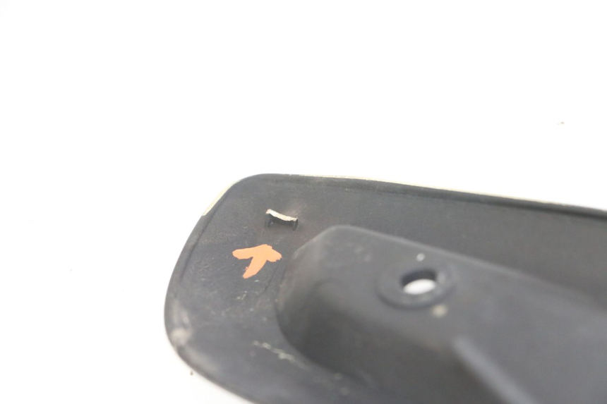 photo de CARENA SOTTO SELLA DESTRA YAMAHA X-MAX XMAX ABS 250 (2010 - 2014) - Zoom sullo stato d'uso