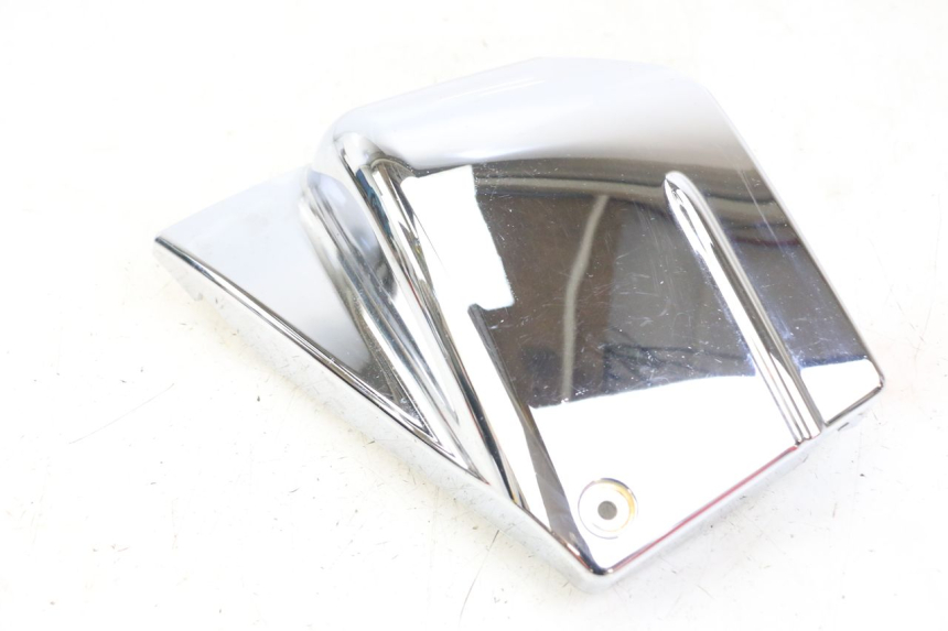 photo de CARENA SOTTO SELLA DESTRA YAMAHA XVS DRAG STAR DRAGSTAR 650 (1997 - 2007) - Vista d'insieme del prodotto