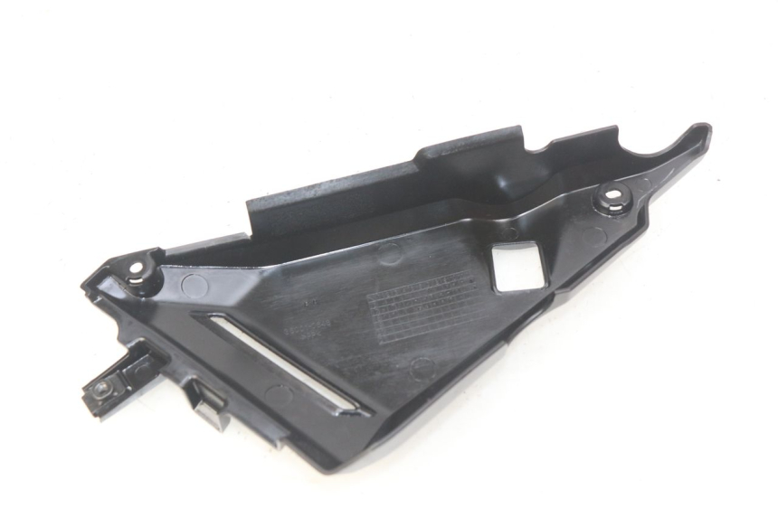 photo de COPERCHIO SOTTO SELLA DESTRO KAWASAKI Z 650 (2016 - 2019) - Zoom sullo stato d'uso