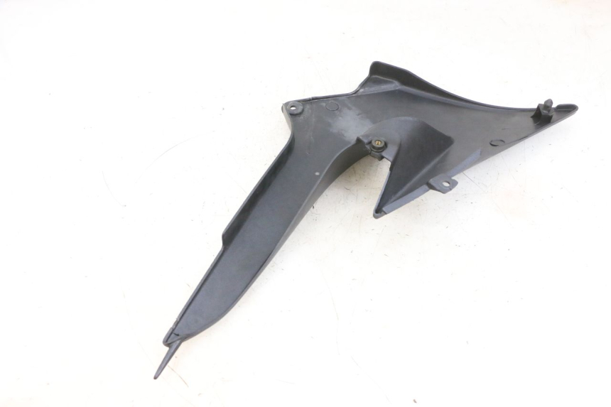 photo de CARENA SOTTO SELLA DESTRA KAWASAKI ZR 7 750 (1999 - 2004) - Ricambio usato controllato