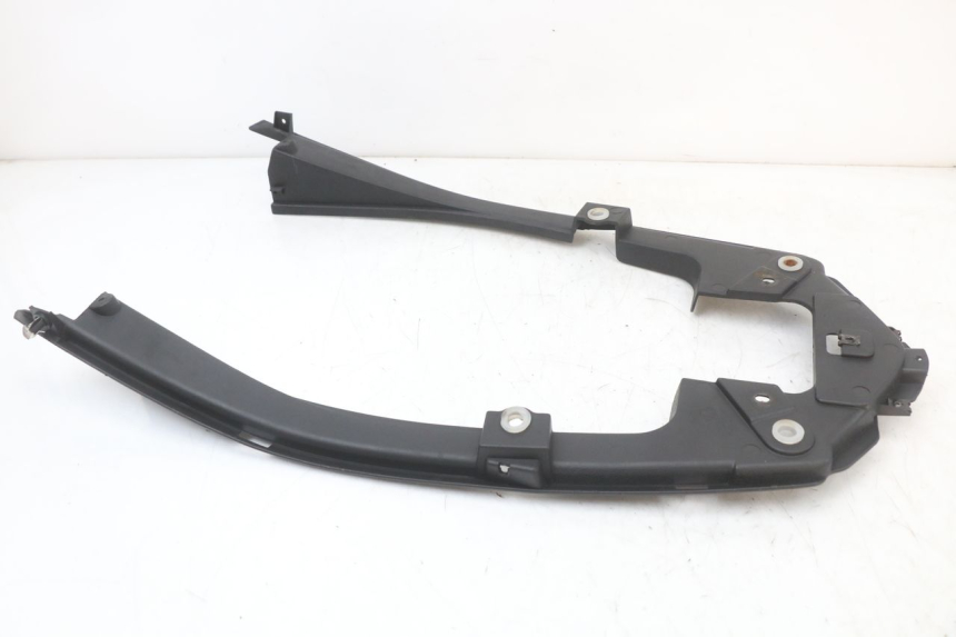 photo de CARENA SOTTO SELLA LONGJIA EASY MAX 125 (2020 - 2024) - Primo piano tecnico