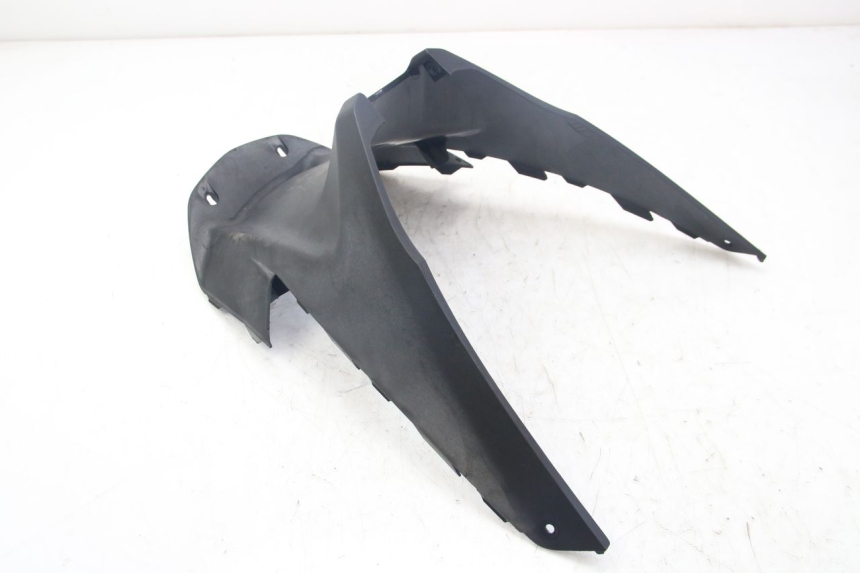 photo de COPERCHIO SOTTO SELLA YAMAHA D'ELIGHT DELIGHT 125 (2017 - 2020) - Stato della superficie e materiale