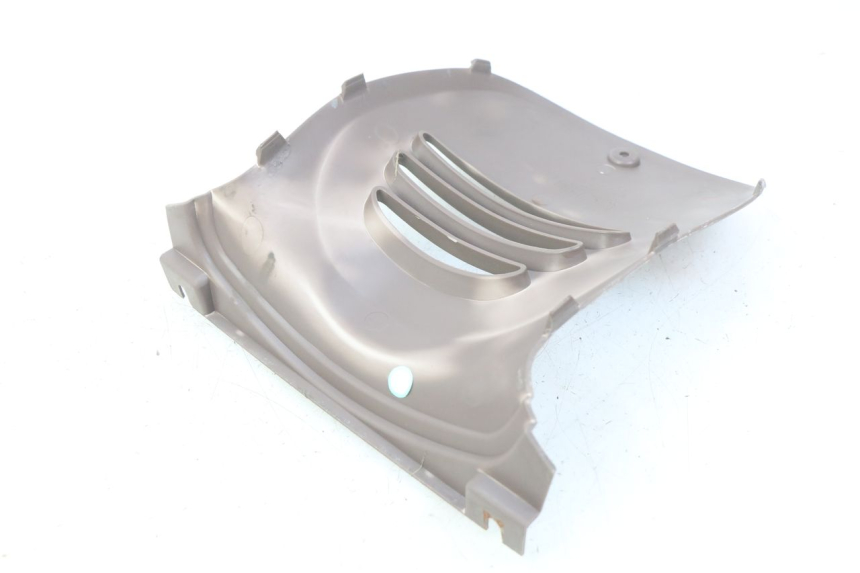 photo de COPERCHIO SOTTO SELLA SYM FIDDLE 2 125 (2010 - 2013) - Dettaglio del componente