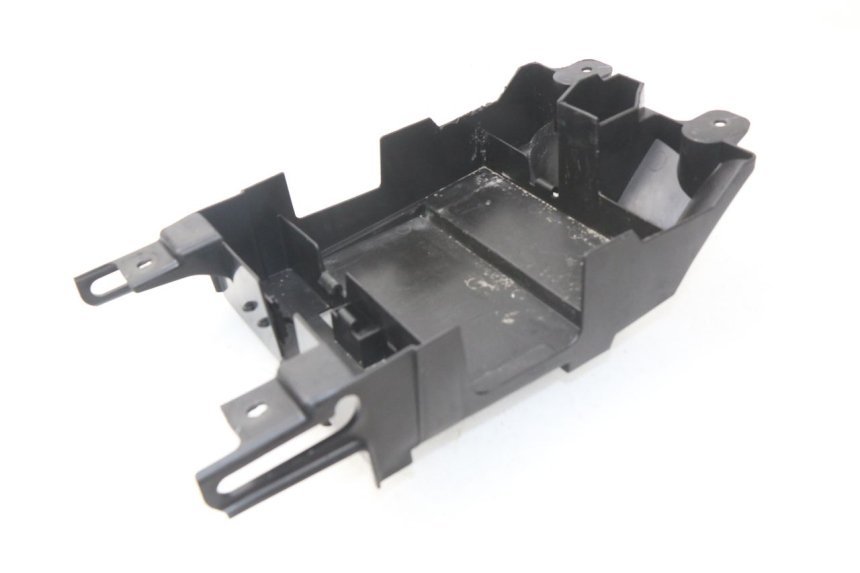 photo de COPERCHIO SOTTO SELLA YAMAHA FJR ABS 1300 (2006 - 2012) - Altra angolazione