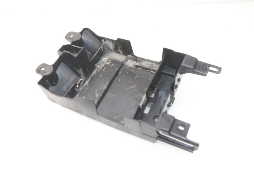 photo de COPERCHIO SOTTO SELLA YAMAHA FJR ABS 1300 (2006 - 2012) - Vista principale