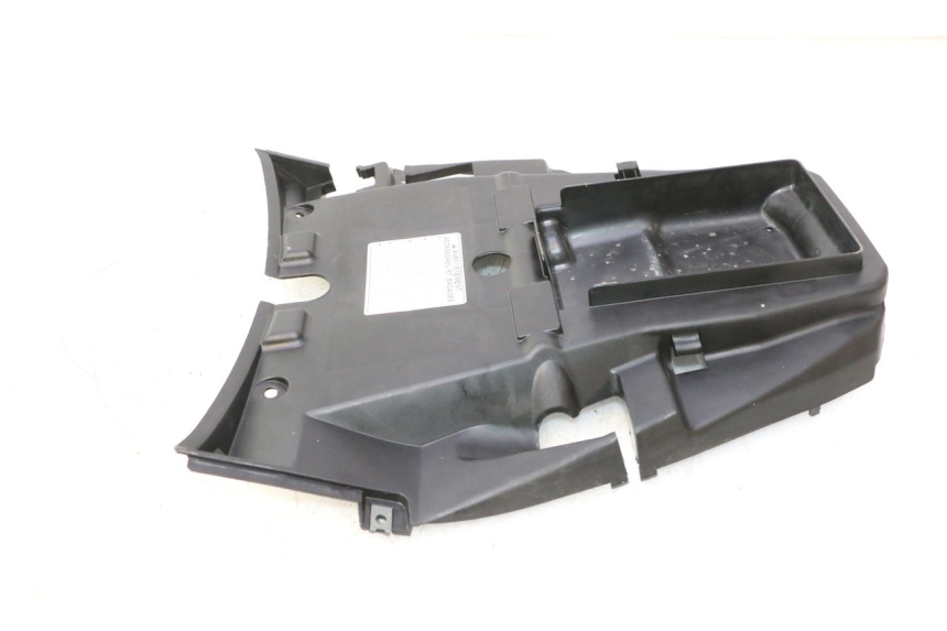 photo de CARENA SOTTO SELLA HONDA FJS SILVER WING SILVERWING 400 (2005 - 2008) - Primo piano tecnico