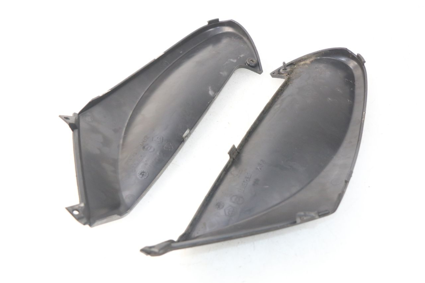 photo de COPERCHIO SOTTO SELLA PIAGGIO FLY 2T 50 (2004 - 2017) - Dettaglio del componente
