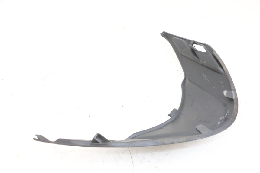 photo de COPERCHIO SOTTO SELLA PIAGGIO FLY 4T 50 (2013 - 2017) - Dettaglio del componente