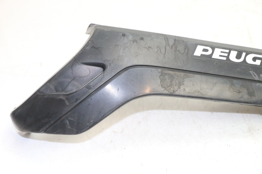 photo de CARENA SOTTO SELLA SINISTRA PEUGEOT 103 SPX CLIP 50 (1989 - 1992) - Dettaglio del componente