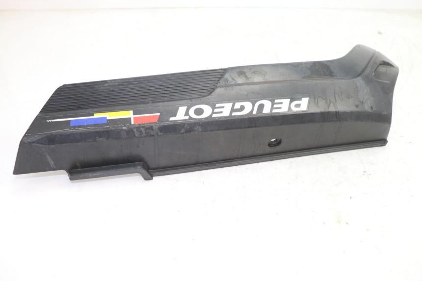 photo de CARENA SOTTO SELLA SINISTRA PEUGEOT 103 SPX CLIP 50 (1989 - 1992) - Primo piano tecnico
