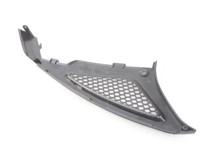 photo de COPERCHIO SOTTO SELLA SINISTRO KYMCO AGILITY RS 2T 50 (2009 - 2013) - Zoom sullo stato d'uso