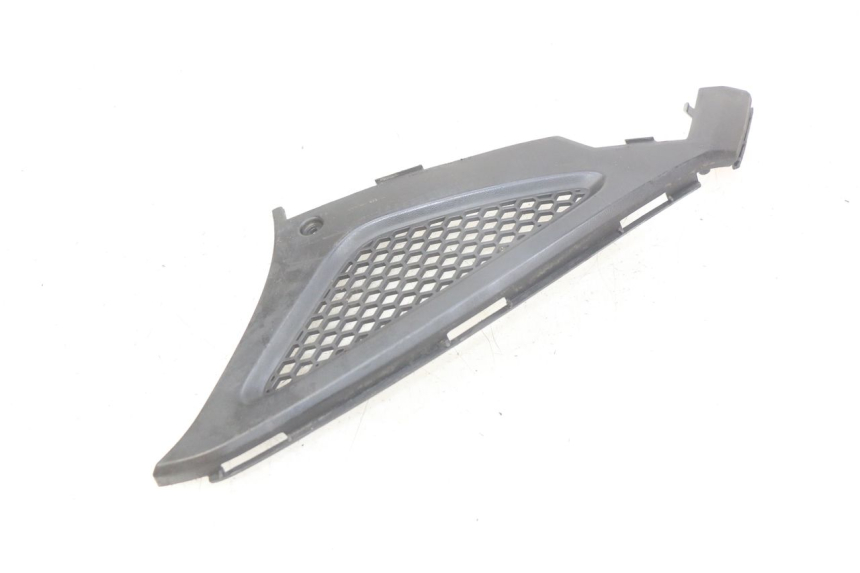 photo de COPERCHIO SOTTO SELLA SINISTRO KYMCO AGILITY RS 4T 50 (2009 - 2013) - Zoom sullo stato d'uso