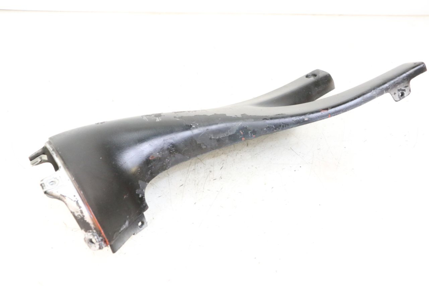 photo de CARENA SOTTO SELLA SINISTRA APRILIA RS 50 (1999 - 2005) - Dettaglio del componente