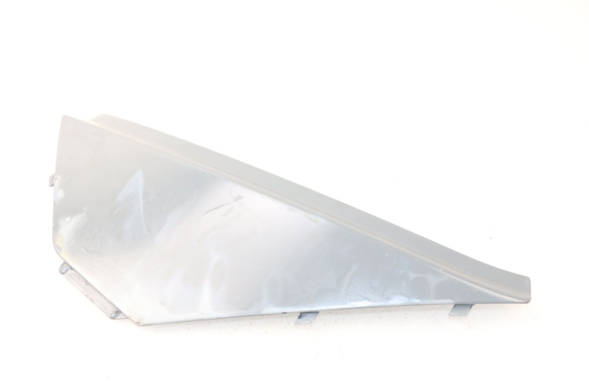 photo de COPERCHIO SOTTO SELLA SINISTRO APRILIA ATLANTIC 125 (2003 - 2009) - Zoom sullo stato d'uso