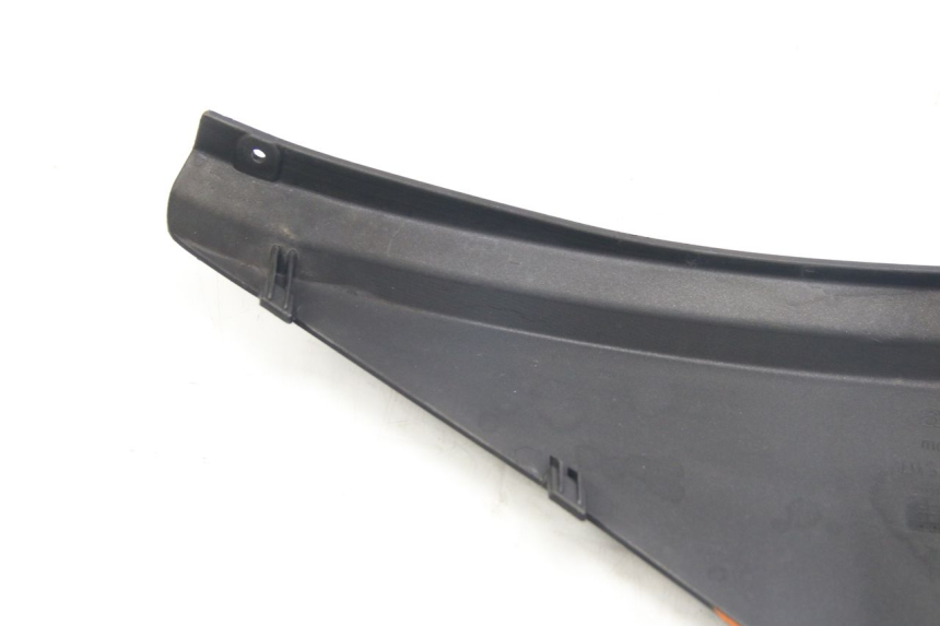 photo de COPERCHIO SOTTO SELLA SINISTRO APRILIA ATLANTIC 500 (2002 - 2003) - Vista d'insieme del prodotto