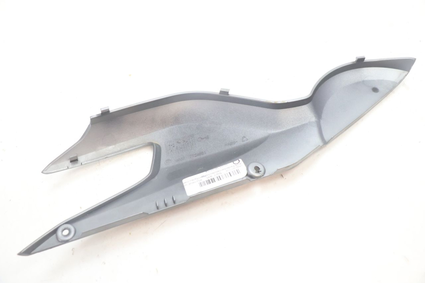 photo de COPERCHIO SOTTO SELLA SINISTRO BMW C SPORT 650 (2015 - 2021) - Zoom sullo stato d'uso
