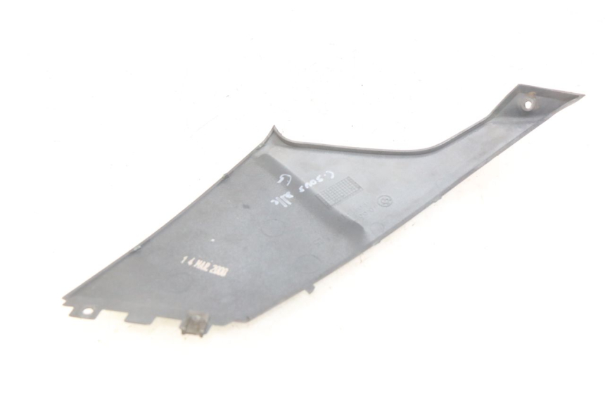 photo de COPERCHIO SOTTO SELLA SINISTRO BMW C1 125 (2000 - 2003) - Zoom sullo stato d'uso