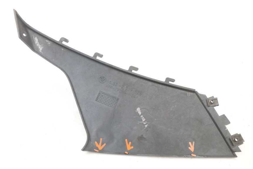 photo de COPERCHIO SOTTO SELLA SINISTRO BMW C1 125 (2000 - 2003) - Altra angolazione