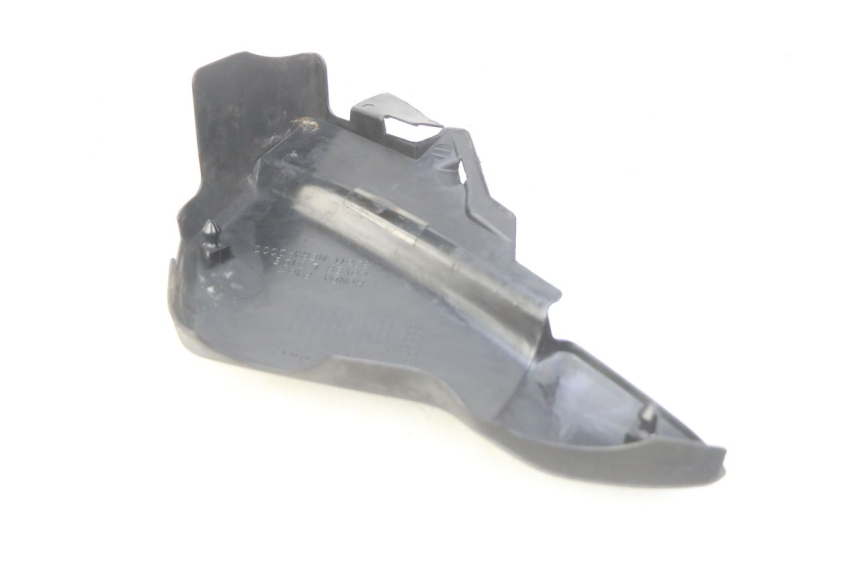 photo de COPERCHIO SOTTO SELLA SINISTRO HONDA CBF 500 (2004 - 2007) - Zoom sullo stato d'uso