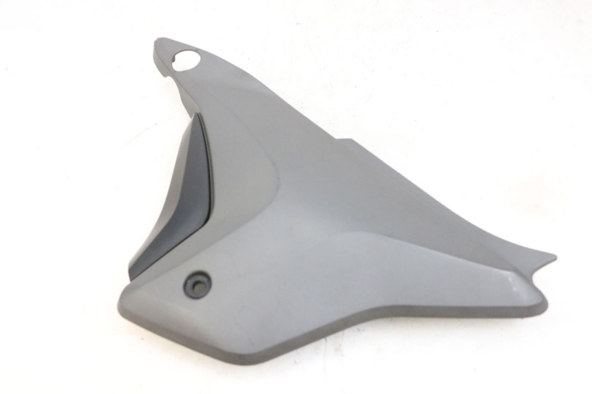 photo de CARENA SOTTO SELLA SINISTRA KSR CODE 125 (2018 - 2020) - Dettagli dei punti di fissaggio