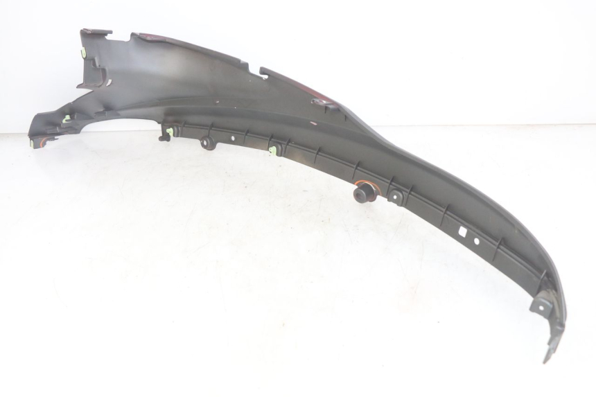 photo de CACHE SOTTO SELLA SINISTRA PEUGEOT DJANGO 4T 50 (2014 - 2019) - Dettagli dei punti di fissaggio