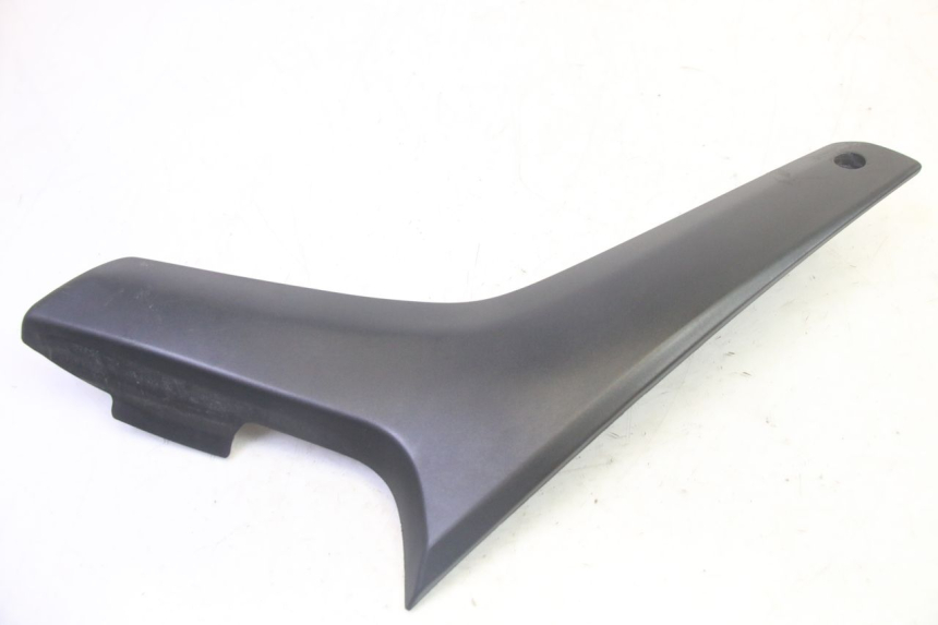 photo de CARENA SOTTO SELLA SINISTRA SUZUKI DL V STROM 1000 (2002 - 2007) - Altra angolazione