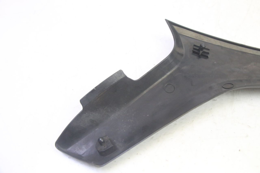 photo de CARENA SOTTO SELLA SINISTRA SUZUKI DL V STROM 1000 (2002 - 2007) - Vista d'insieme del prodotto