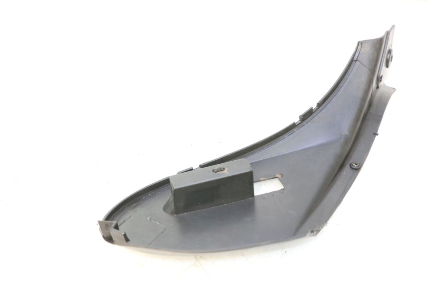 photo de CARENA SOTTO SELLA SINISTRA CF MOTO E-CHARM 125 (2005 - 2008) - Primo piano tecnico