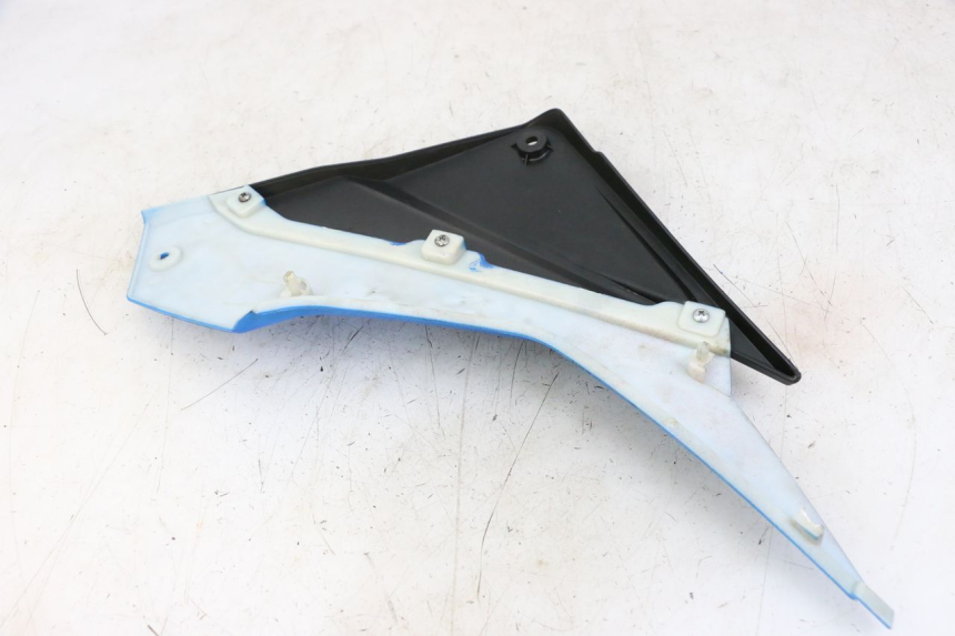 photo de CARENA SOTTO SELLA SINISTRA EBROH BRAVO GLE 1 (2020 - 2024) - Zoom sullo stato d'uso