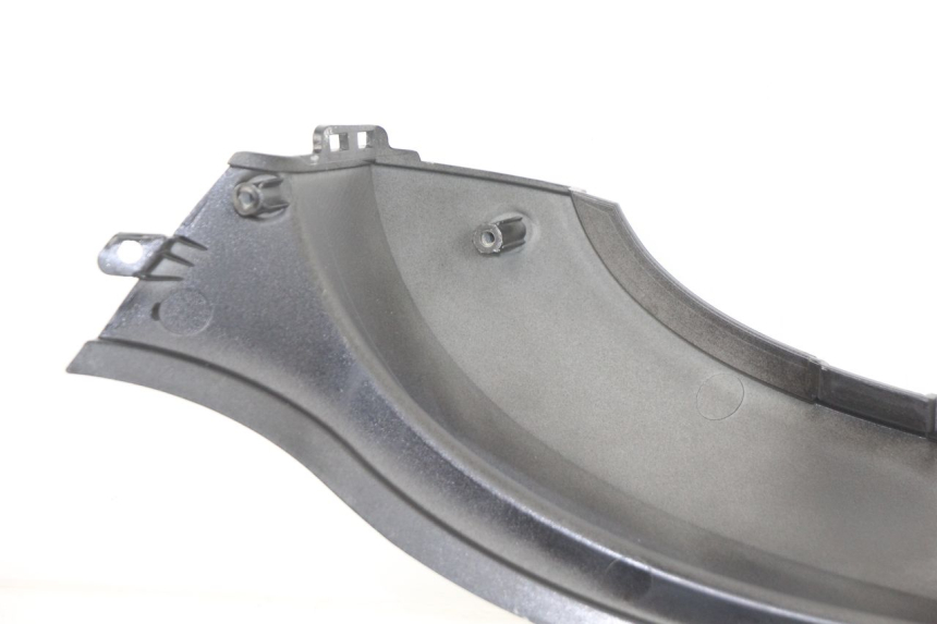 photo de CACHE SOTTO SELLA SINISTRO SYM FIDDLE 3 III 125 (2014 - 2020) - Dettaglio del componente