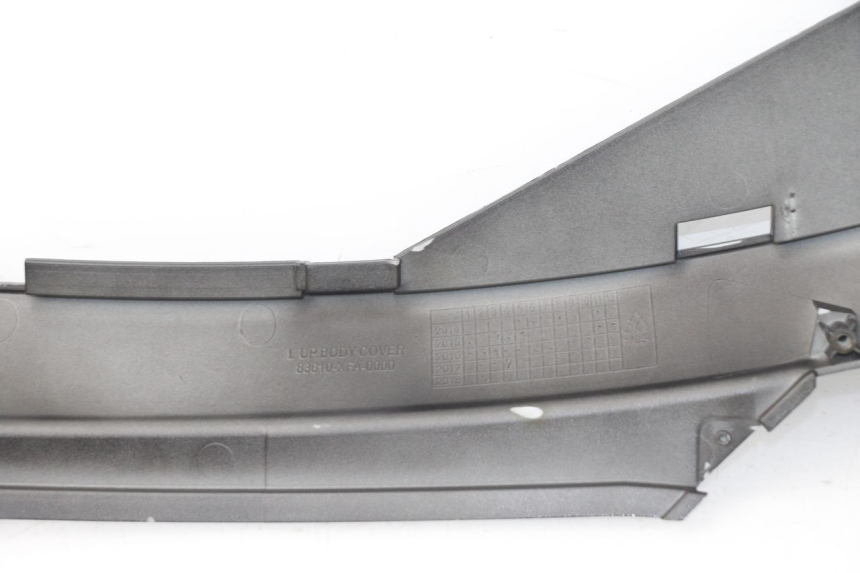 photo de CACHE SOTTO SELLA SINISTRO SYM FIDDLE 3 III 125 (2014 - 2020) - Zoom sullo stato d'uso