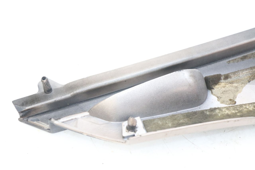 photo de CACHE SOTTO SELLA SINISTRO YAMAHA FJ 3CX 1200 (1986 - 1996) - Vista d'insieme del prodotto