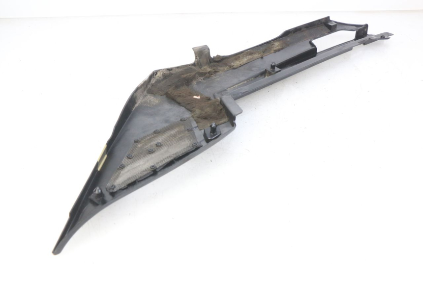 photo de CACHE SOTTO SELLA SINISTRO YAMAHA FJ 3CX 1200 (1986 - 1996) - Primo piano tecnico