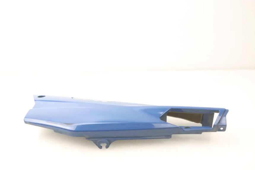 photo de COPERCHIO SOTTO SELLA SINISTRO YAMAHA FJR ABS 1300 (2006 - 2012) - Primo piano tecnico