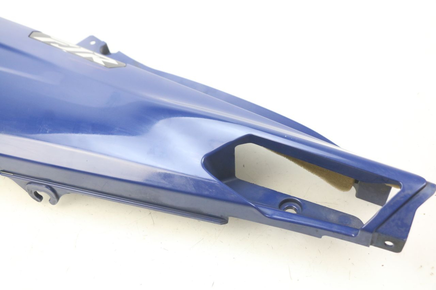 photo de COPERCHIO SOTTO SELLA SINISTRO YAMAHA FJR ABS 1300 (2016 - 2020) - Zoom sullo stato d'uso