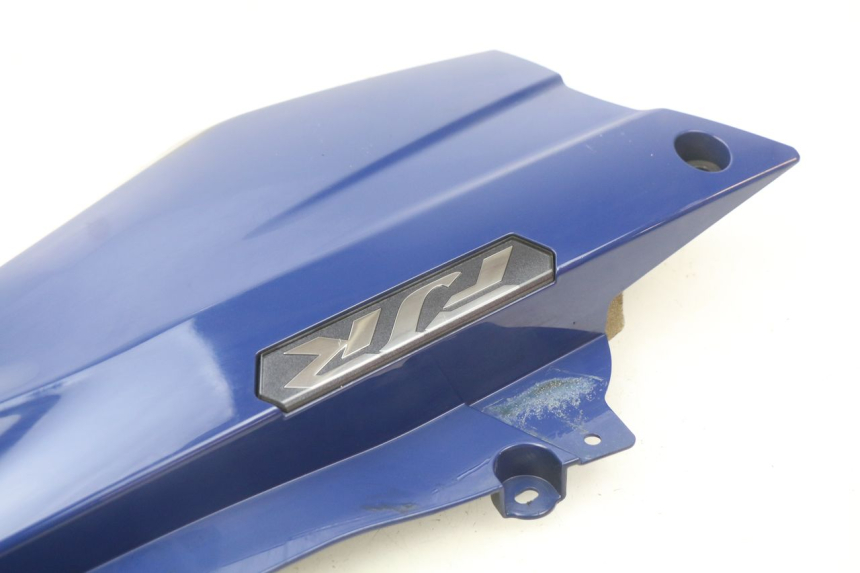 photo de COPERCHIO SOTTO SELLA SINISTRO YAMAHA FJR ABS 1300 (2016 - 2020) - Altra angolazione