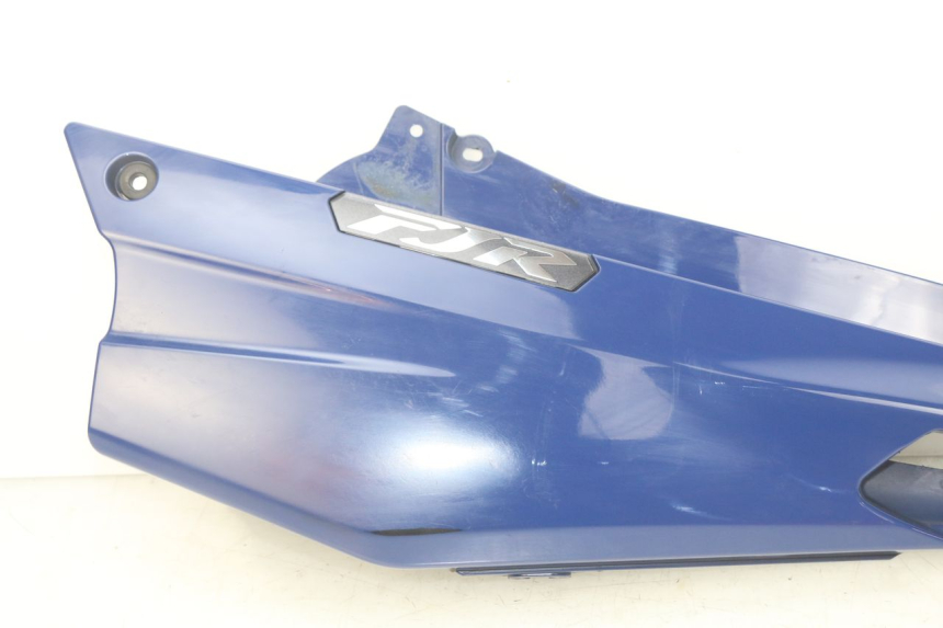 photo de COPERCHIO SOTTO SELLA SINISTRO YAMAHA FJR ABS 1300 (2016 - 2020) - Ricambio usato controllato