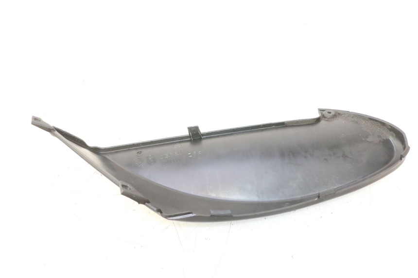 photo de COPERCHIO SOTTO SELLA SINISTRO PIAGGIO FLY 2T 50 (2004 - 2017) - Altra angolazione