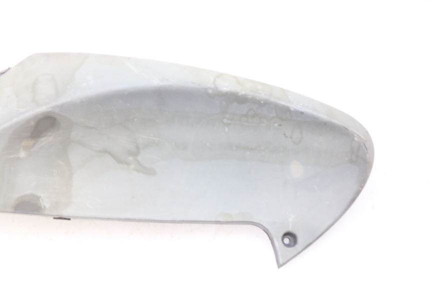 photo de COPERCHIO SOTTO SELLA SINISTRO PIAGGIO FLY 100 (2006 - 2010) - Primo piano tecnico