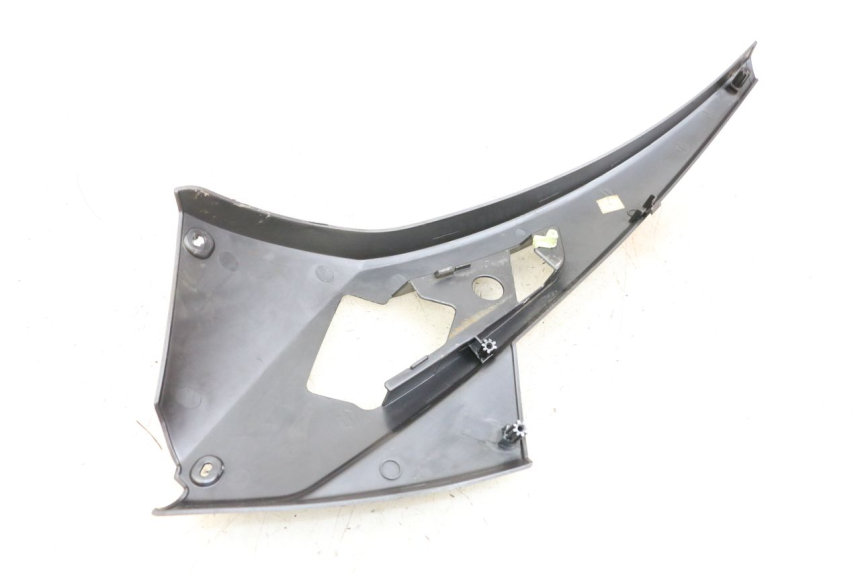 photo de CARENA SOTTO SELLA SINISTRA PEUGEOT GEOPOLIS RS 125 (2007 - 2009) - Zoom sullo stato d'uso