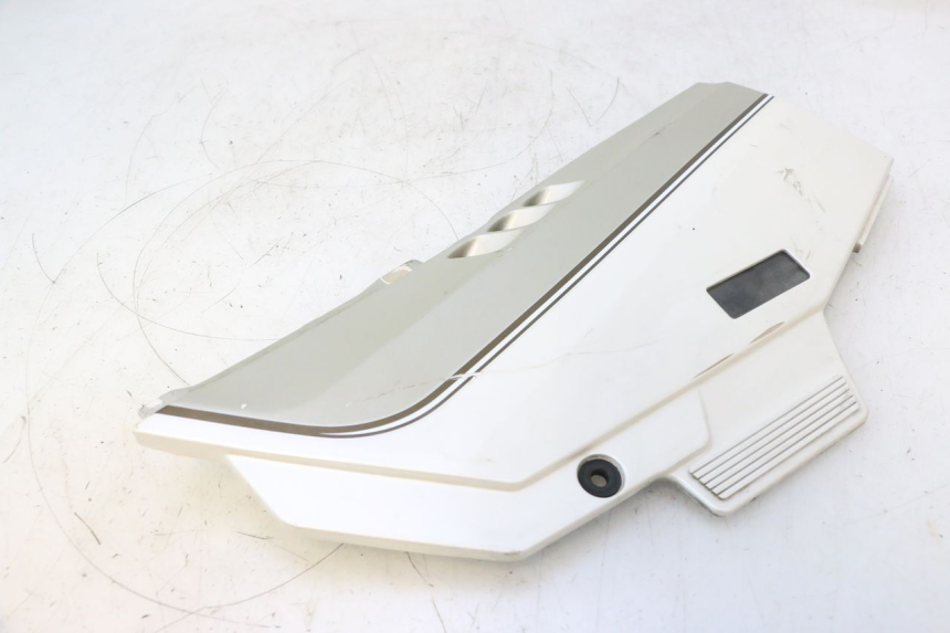photo de CARENA SOTTO SELLA SINISTRA KAWASAKI GPX F ZX750F 750 (1986 - 1990) - Dettaglio del componente