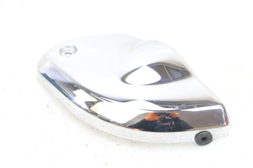 photo de COPERCHIO SOTTO SELLA SINISTRA SUZUKI GSF N BANDIT 600 (1996 - 1999) - Dettagli dei punti di fissaggio