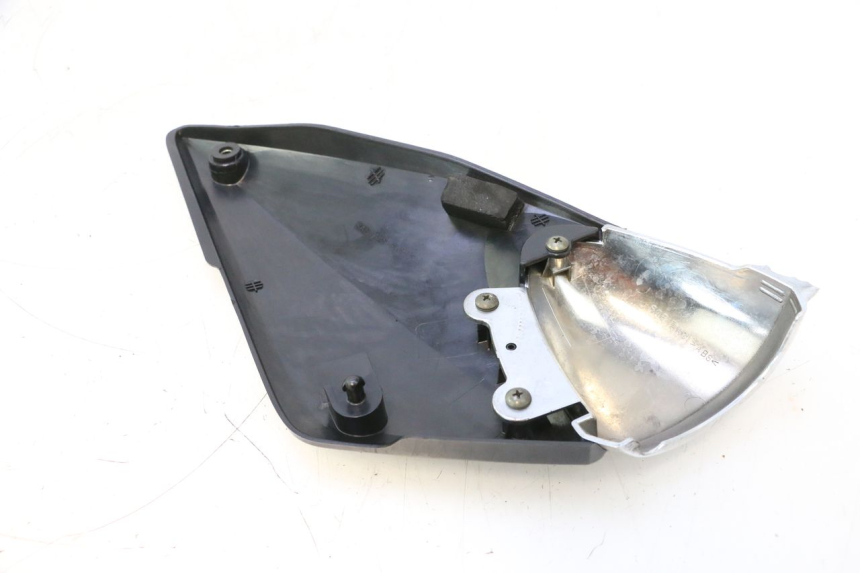 photo de CARENA SOTTO SELLA SINISTRA SUZUKI GSF N BANDIT 1200 (2001 - 2005) - Primo piano tecnico