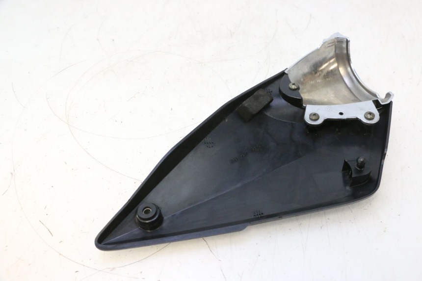 photo de CARENA SOTTO SELLA SINISTRA SUZUKI GSF N BANDIT 1200 (2001 - 2005) - Vista d'insieme del prodotto